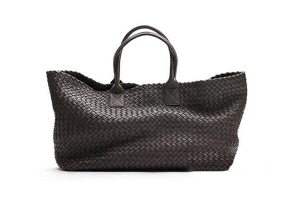 渭南市合阳高价回收葆蝶家二手包包